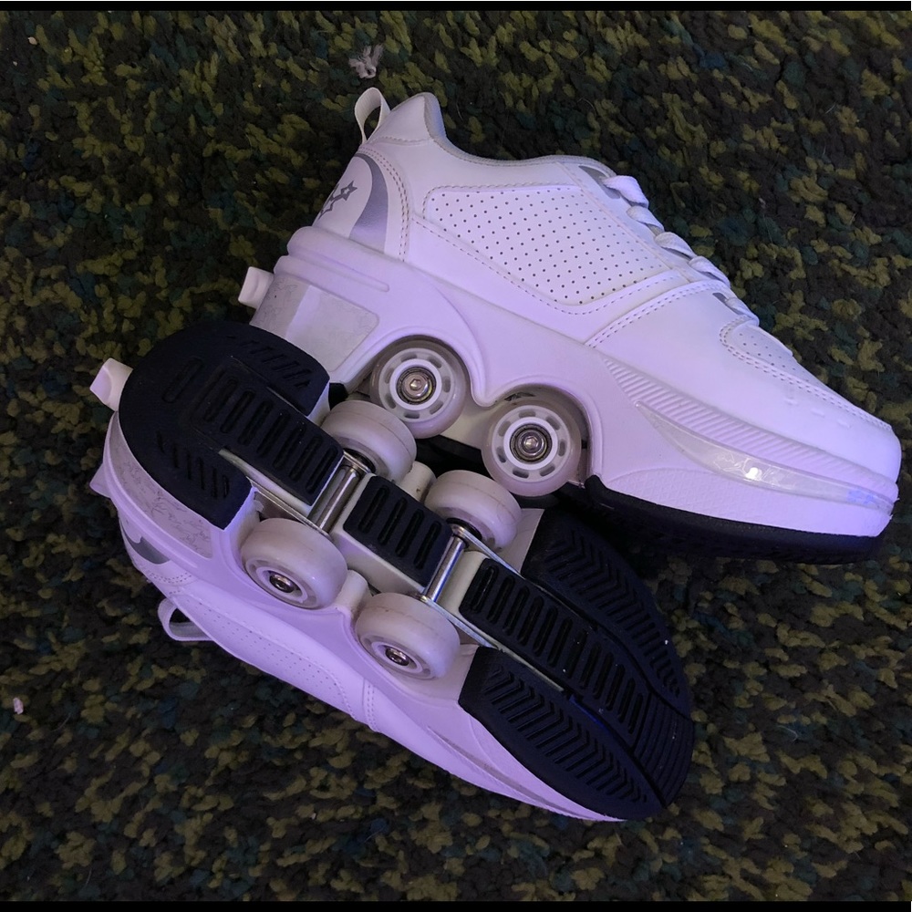 Roller skate sneakers